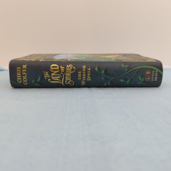 First Edition - The Land of Stories: the Wishing Spell Hardcover Book - Picture 4 of 5